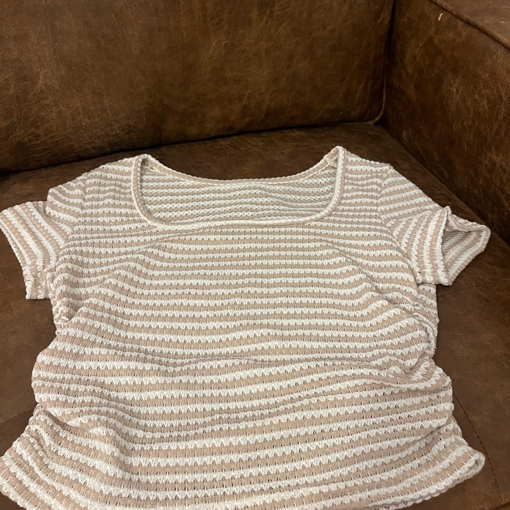 SHEIN Cream and White Striped Short Sleeve Top